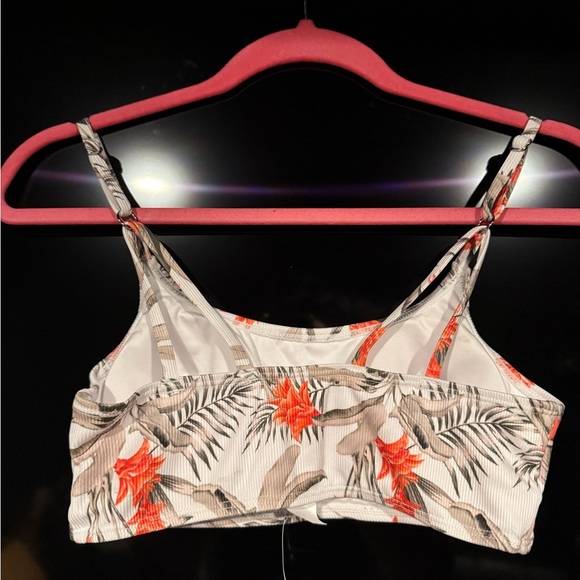 Cupshe Floral Bikini Top - Picture 2 of 4